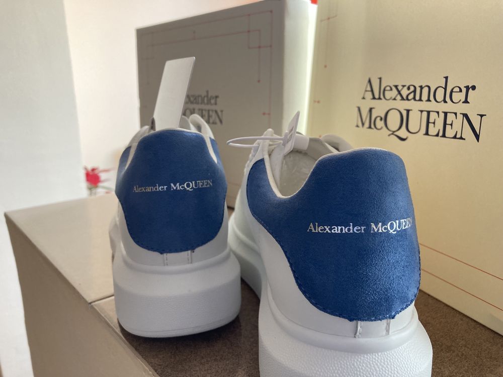 Alexander McQueen Blue