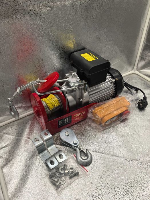 Macara Electrica 300/600Kg, Cablu 12m, Motor 850W.