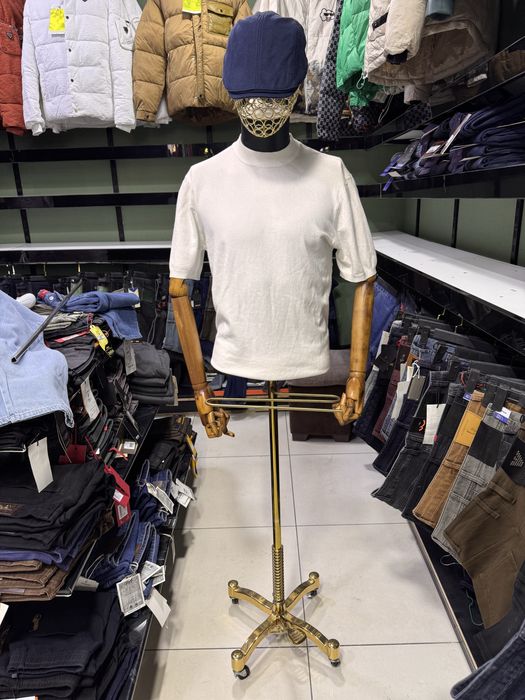 Moniken murskoy kashshey sotiladi