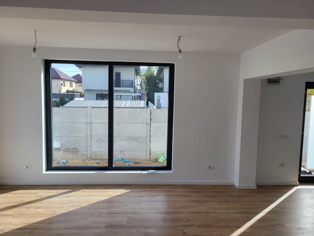 Duplex de vanzare Bragadiru str onixului/curte/finisaje lux