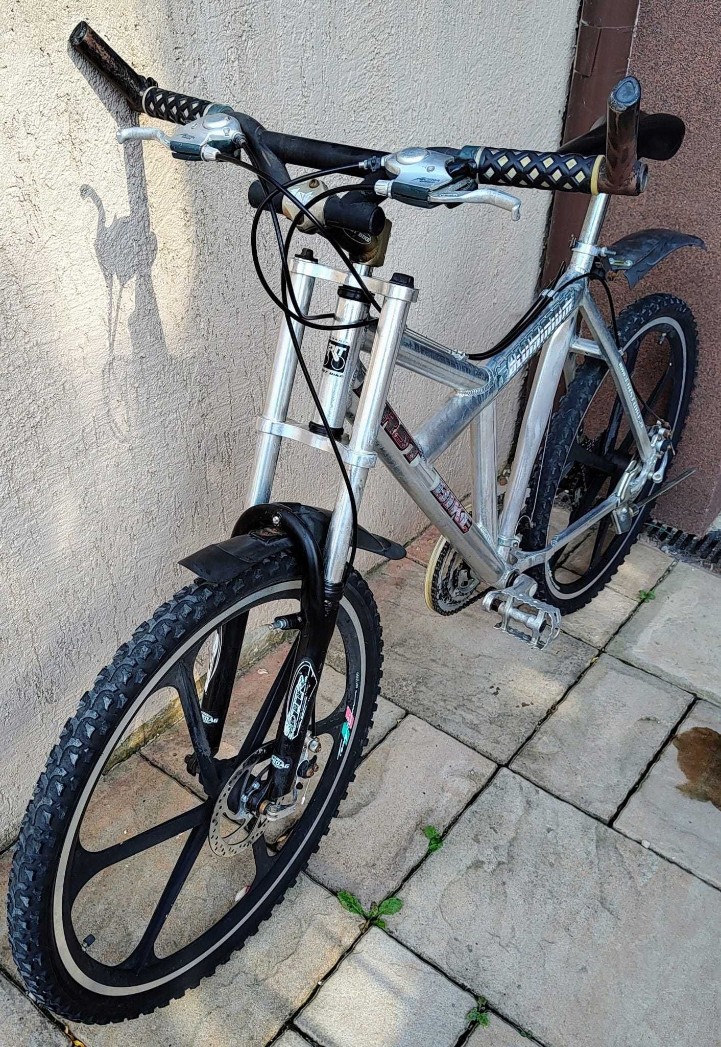 Bicicleta Firs Bike Aluminium 700 utilizată