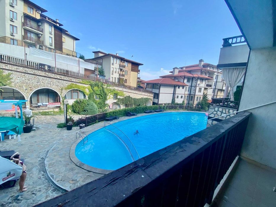 Двустаен апартамент на метри от плажа в к-с "Етъра 1"