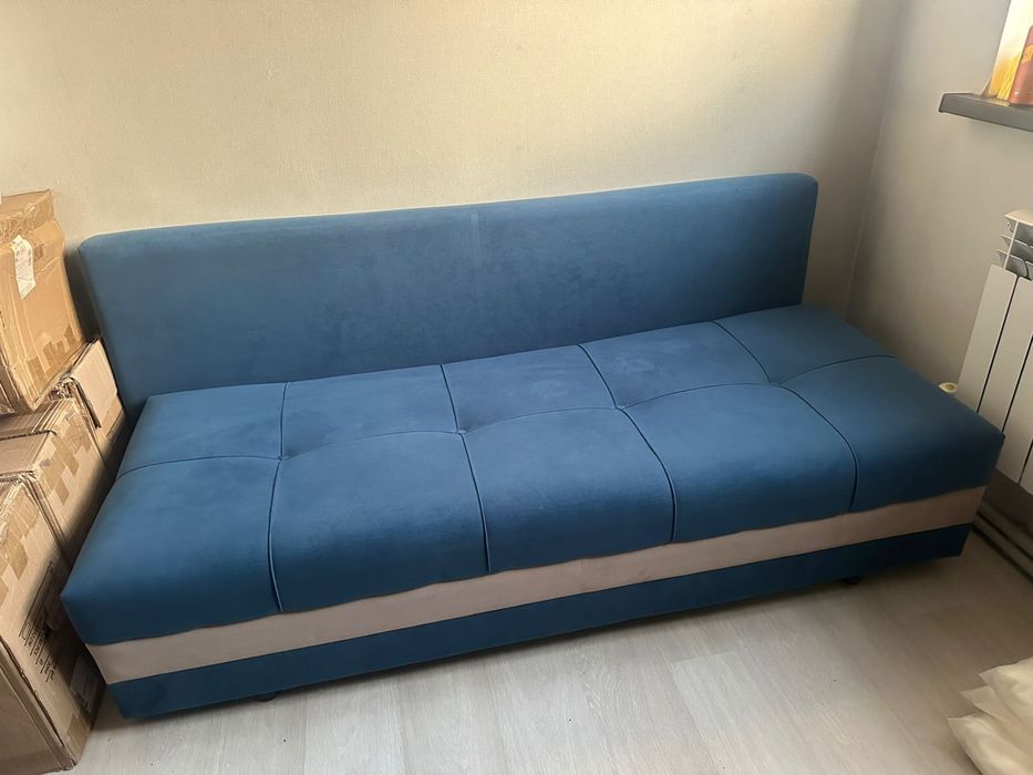 Диван в хорошем состоянии