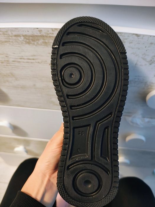 Черни кецове на висока подметка