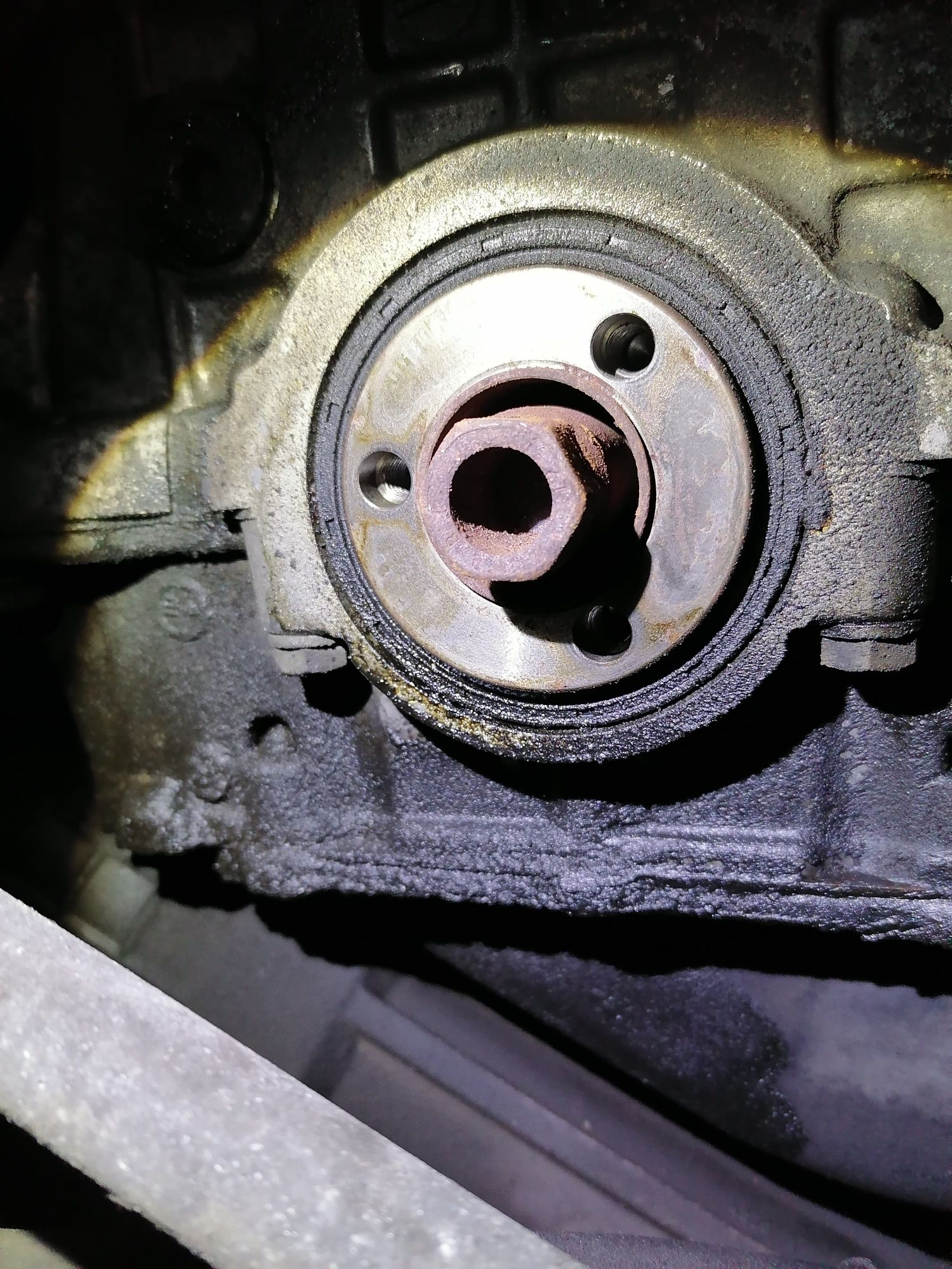 Смяна на верига BMW e90, e46, e83, n42/n46