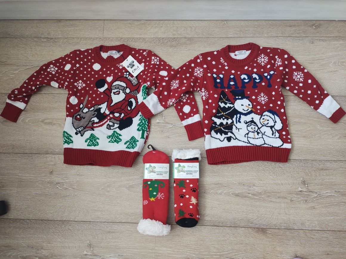 Нови Коледни пуловери и чорапи 2-3, 5-6 години