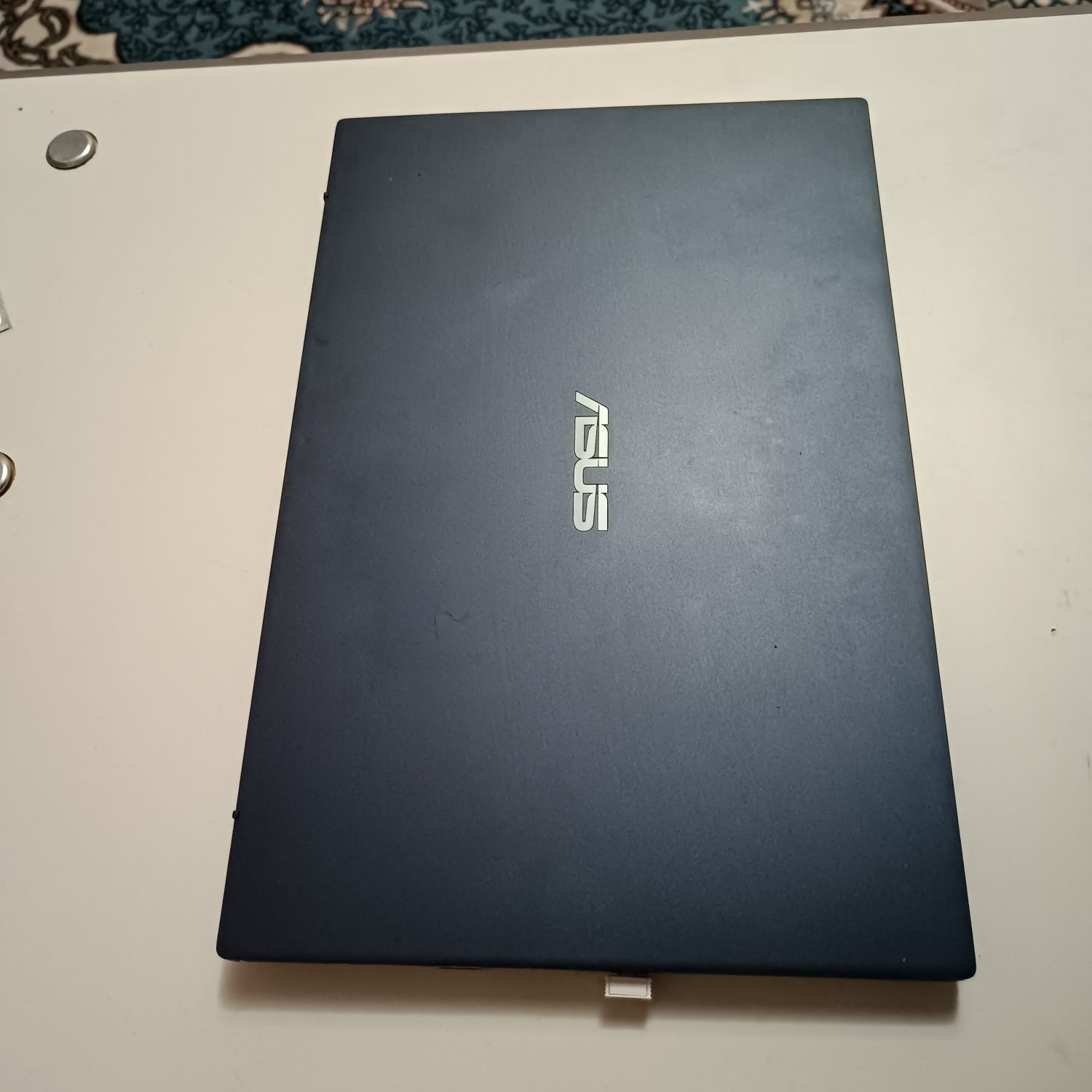 Asus expertbook laptop