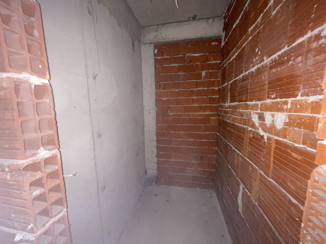 Продава се Тристаен апартамент в София, Редута - 178 кв.м за 2472 €/кв.м - Снимка #5