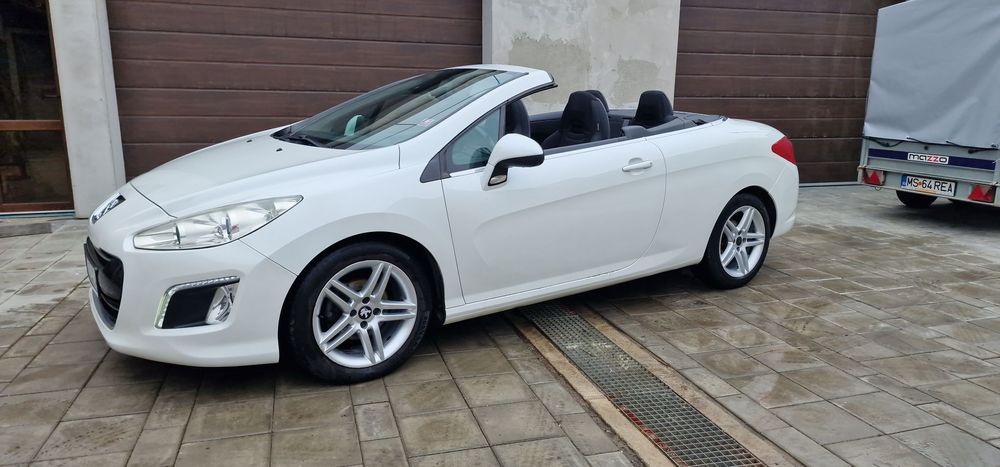 Peugeot 308 1.6 diesel,facelift cu led, alb perlat