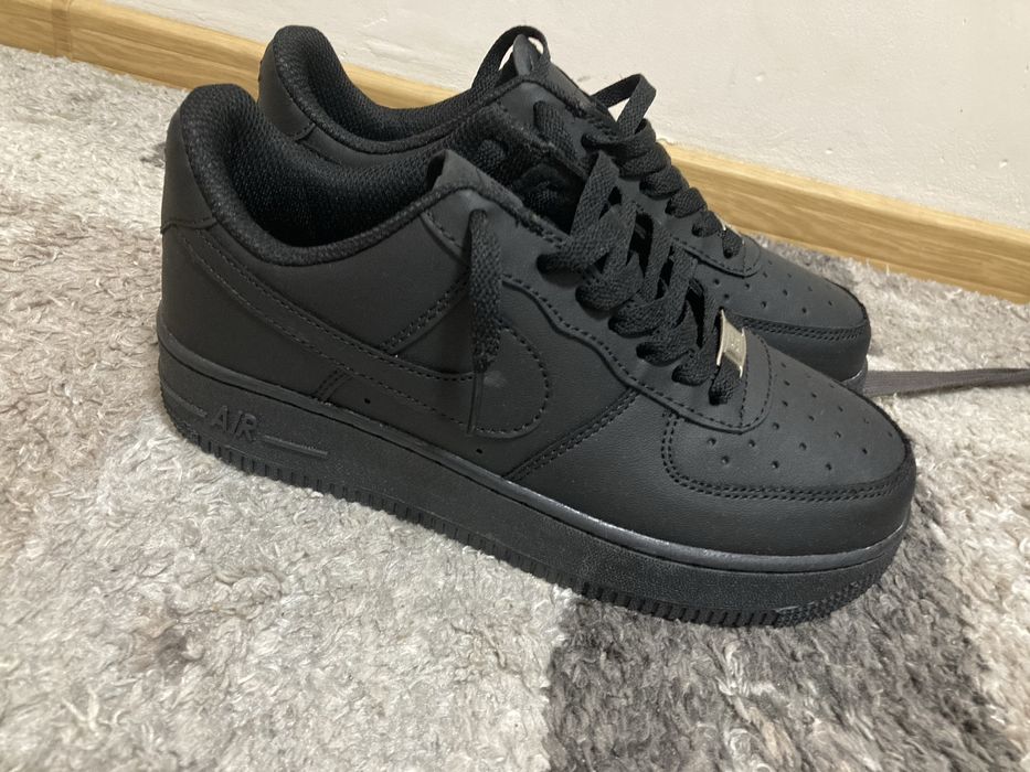 AirForce 1 black nepurtati