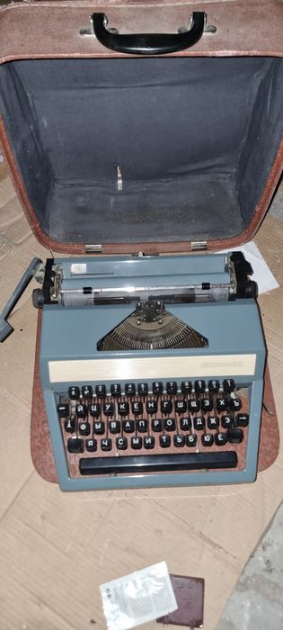 Продам печатную машинку