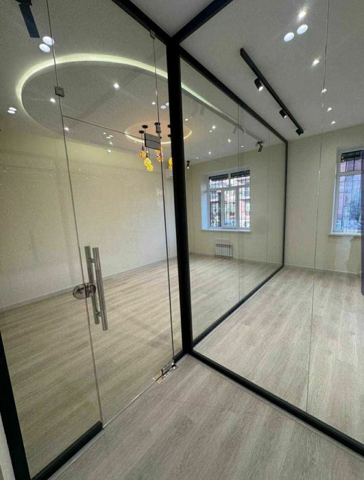 Продаётся коммерческое помещение (нежилое) Ц Квартал,  2 линия