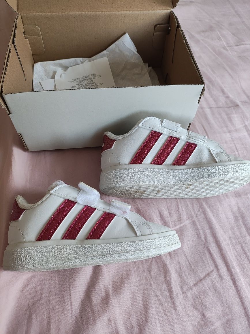 Adidas детски маратонки
