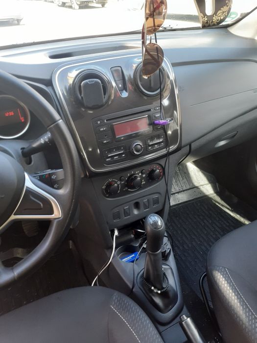 Vând Dacia logan mcv