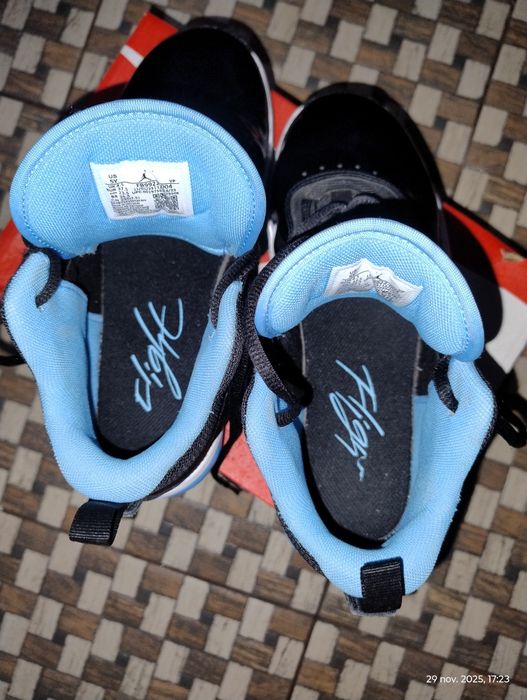 Adidași Jordan Stay loyal 3