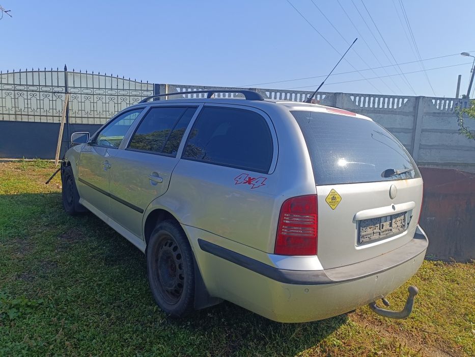 Vând pentru piese Skoda Octavia 1,  4x4