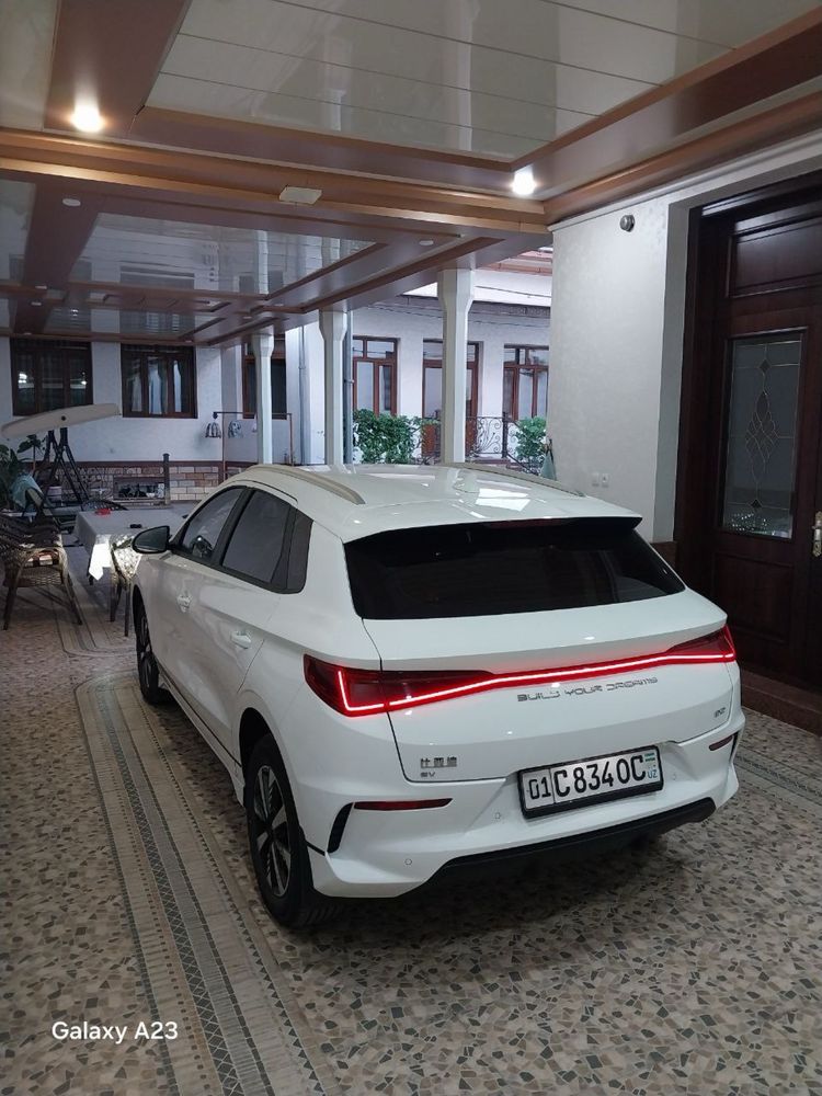 Byd E2 405 km бир кул машина