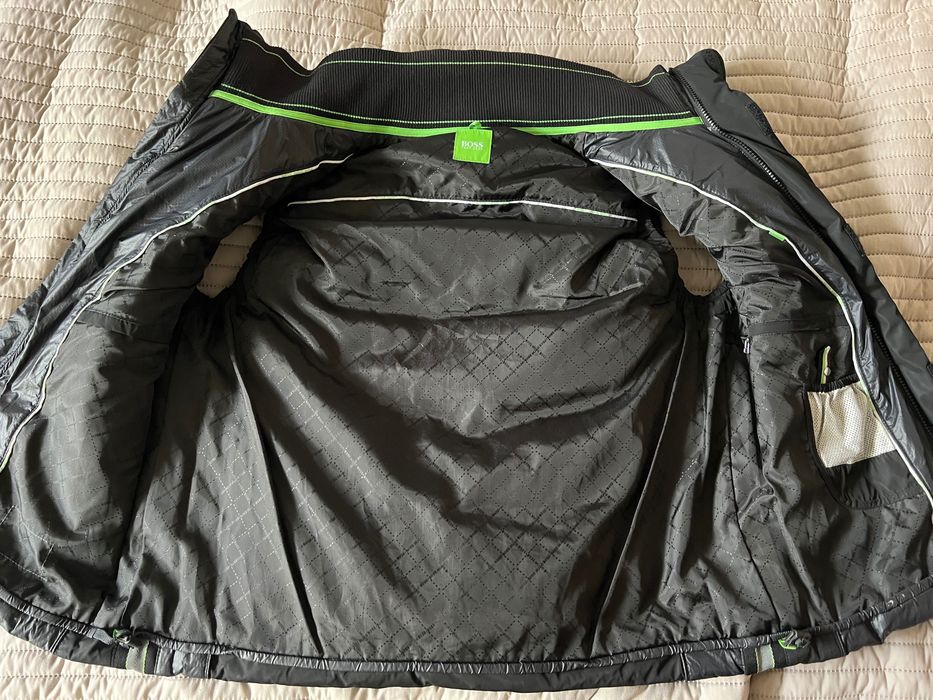 Boss пухен елек оригинален