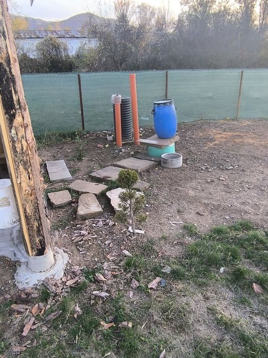 Продавам парцел.