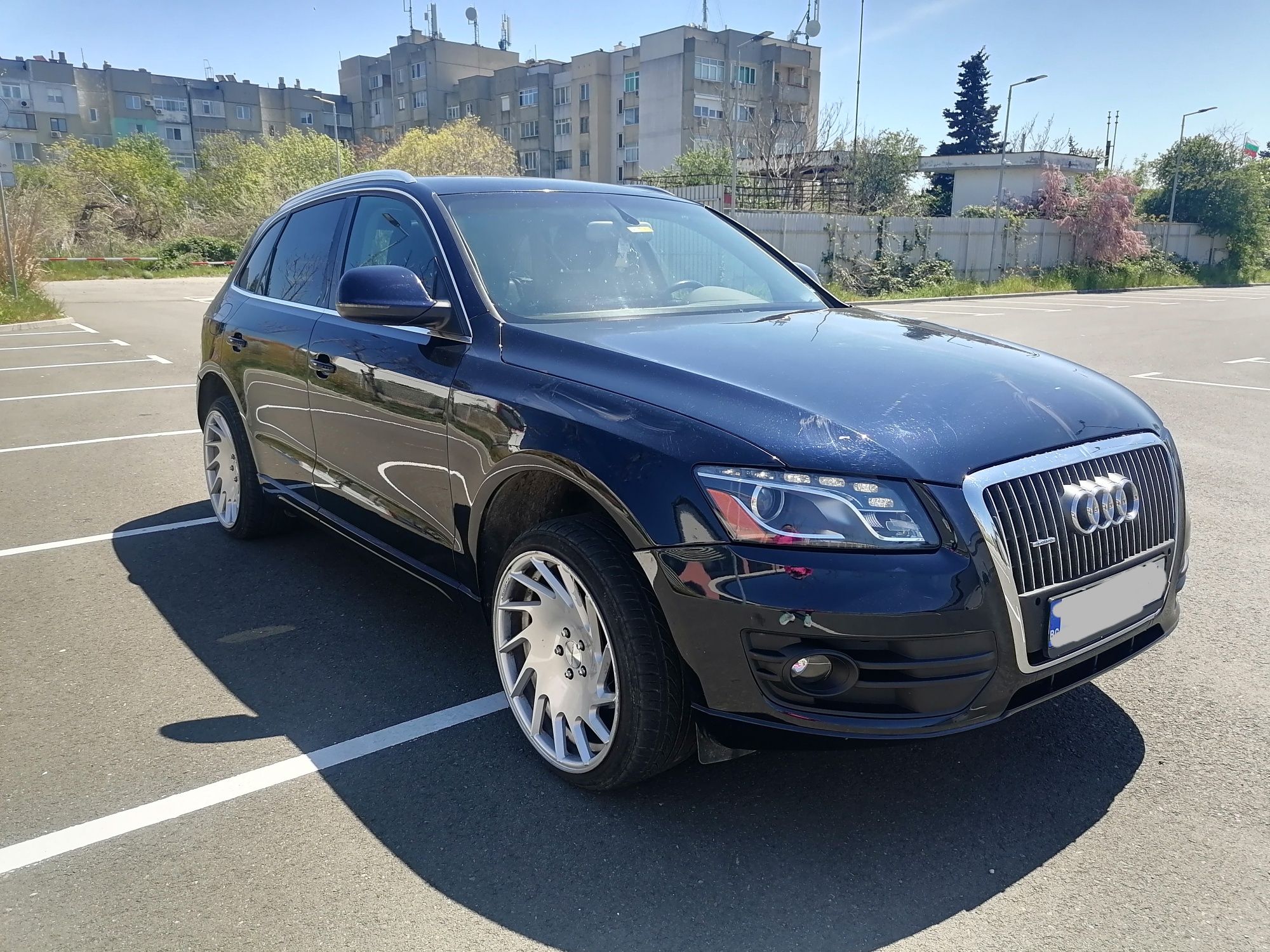 Продавам AUDI Q5 3.2FSI 2010г. БЕНЗИН / ГАЗ