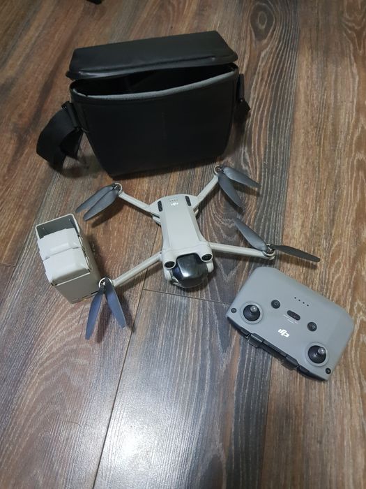 Обмен дрон Dji 3 мини про на хорошую мобилу