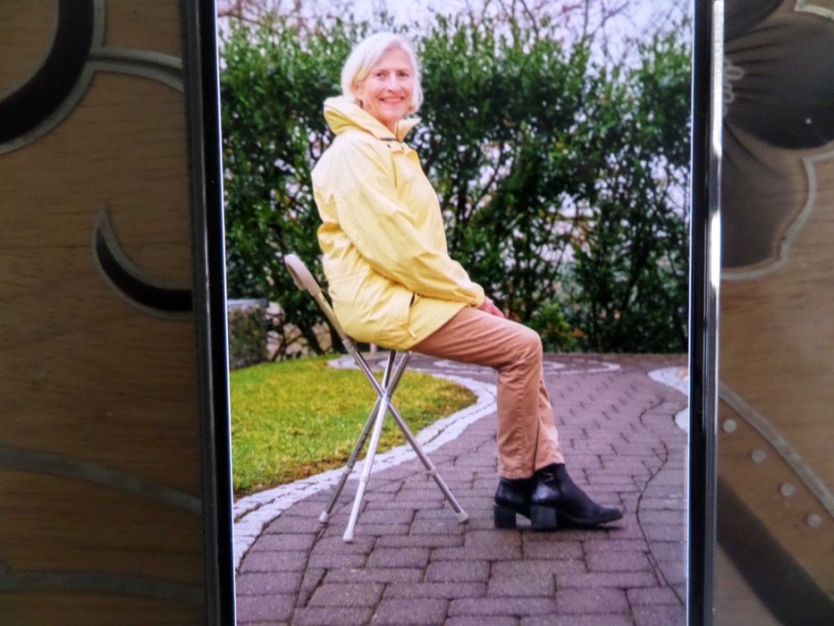 Scaun pliabil cu baston nou suporta 100kg,baston de spijin,drumetii