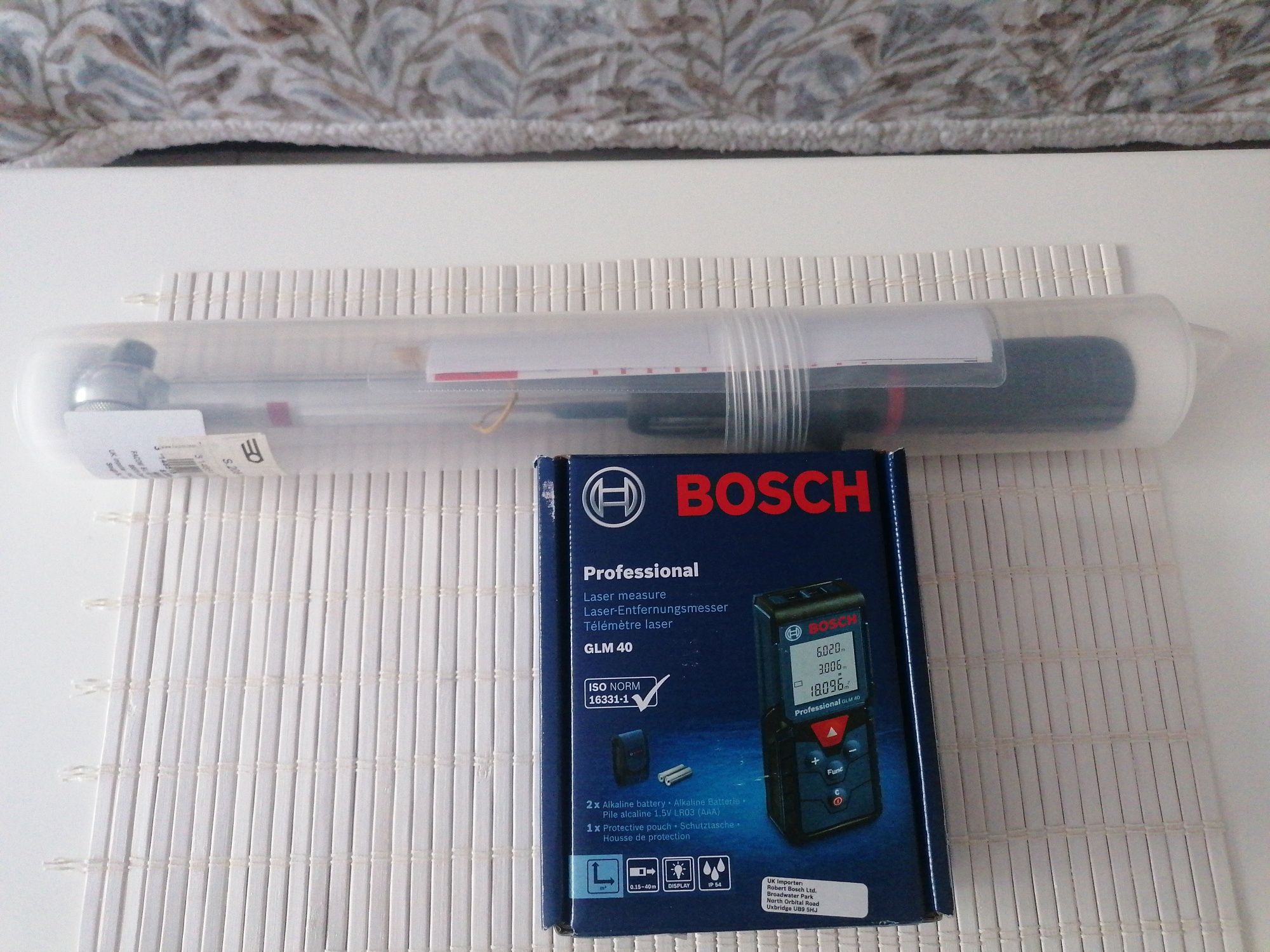 Laser profesional Bosch GLM 40 și  Cheie Diamometrica