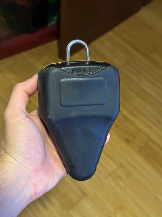 Cantar pescuit + Geanta senzori FOX