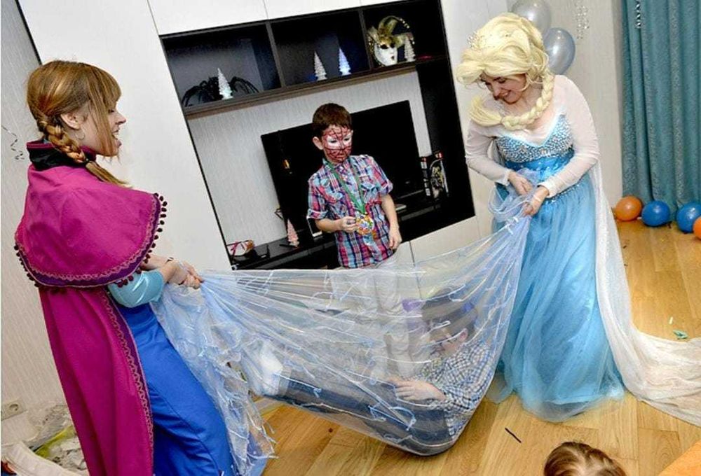 Animatori petreceri copii sector 1 vata de zahar si popcorn. Bucuresti