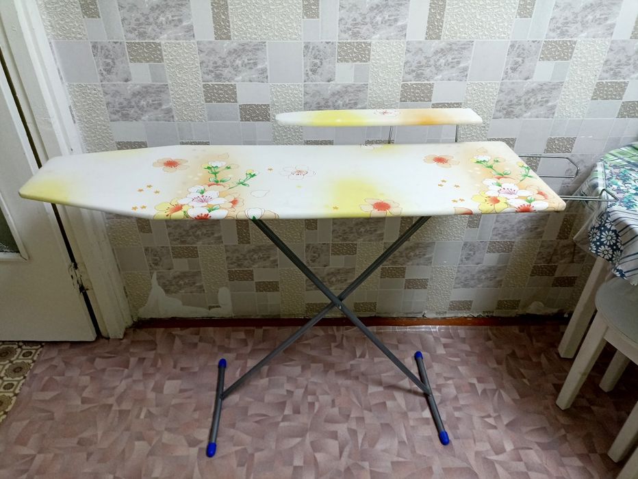 Гладильная доска, срочно продам