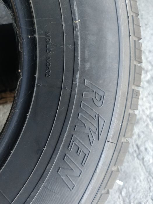 БУСОВИ ЗИМНИ -16цола -225/75-1бр.-80лв."RIKEN"