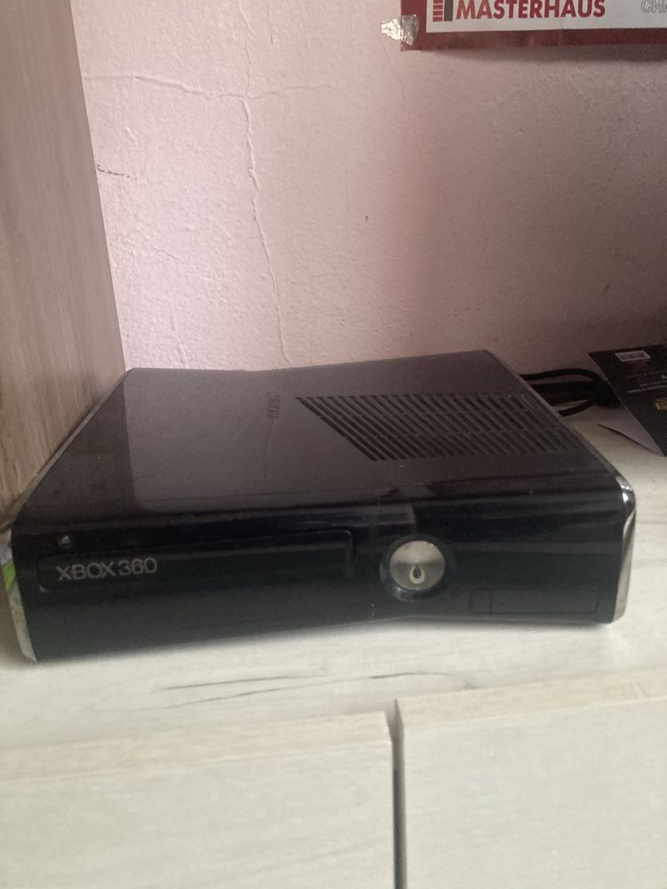 Xbox360 със 20+ Игри