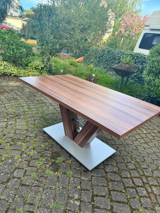 Mobila secound hand in stare buna.