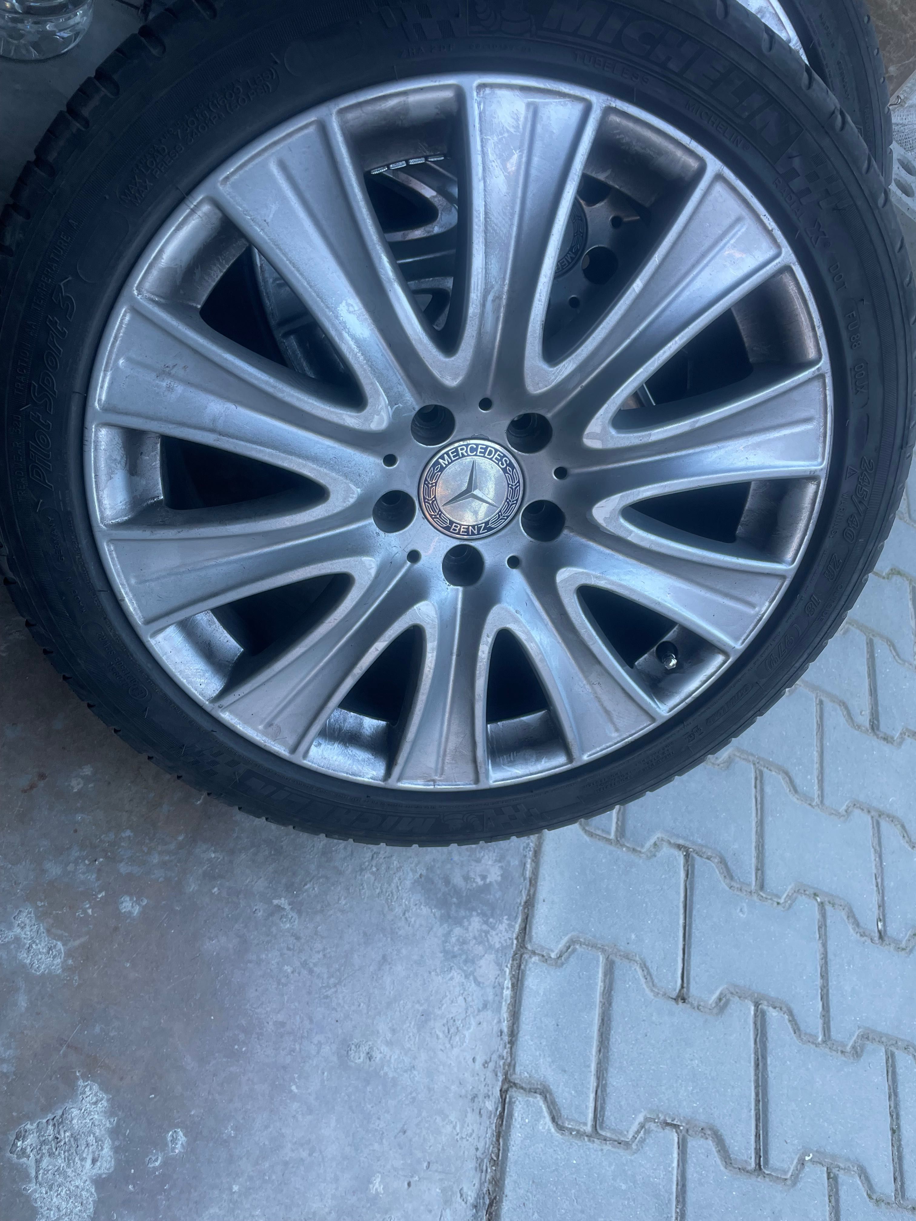 Оригинални джанти 18" Мерцедес с летни гуми 245/40 18" _W205*W204*W222