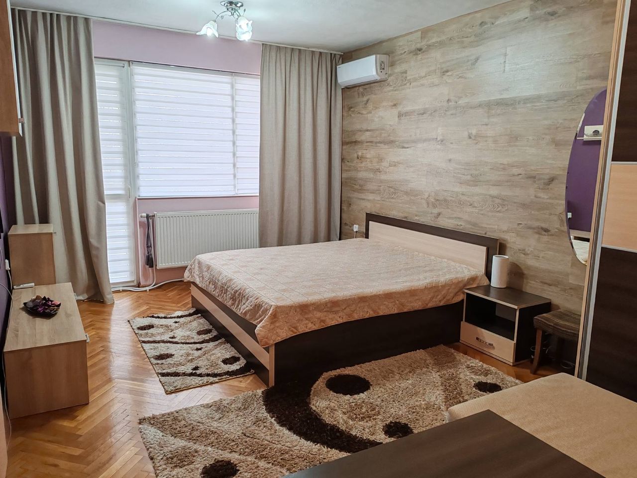 Дава се под наем Тристаен апартамент в Казанлък - 70 кв.м за 341.7 € - Снимка #2