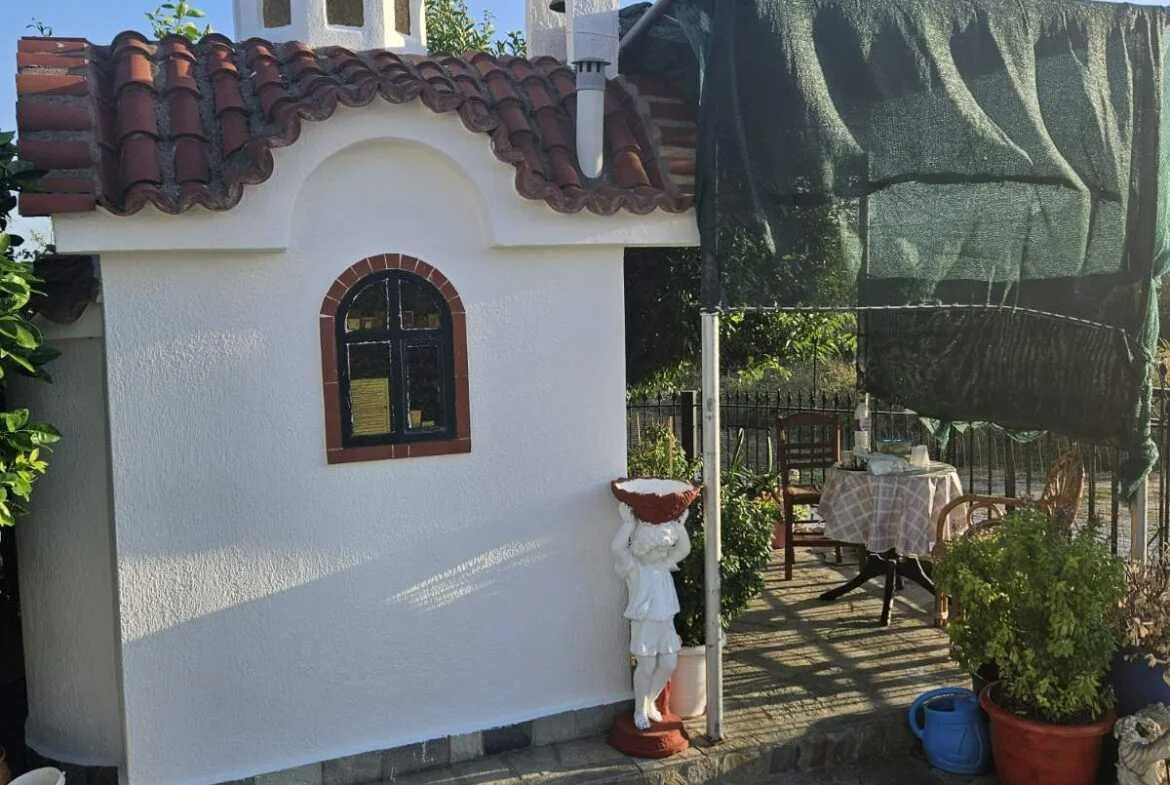 Къща в Серайки Акти