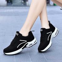 Комфортные и стильные дышащие женские кроссовки cross-617-black-