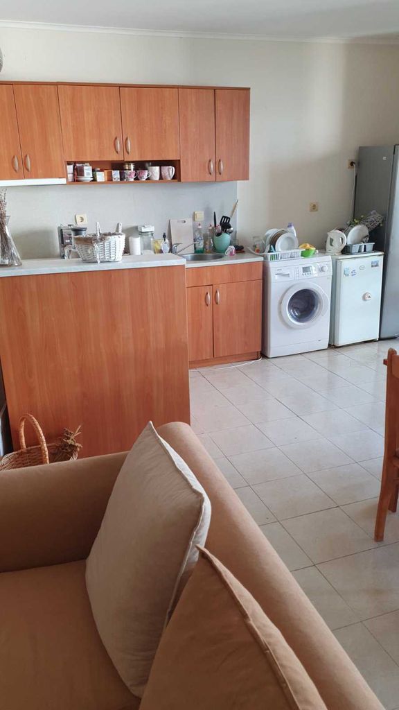 Продава се Двустаен апартамент в Поморие - 65 кв.м за 1154 €/кв.м - Снимка #3