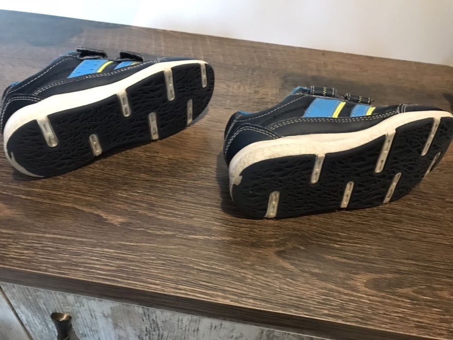 Детски дрехи;Маратонки