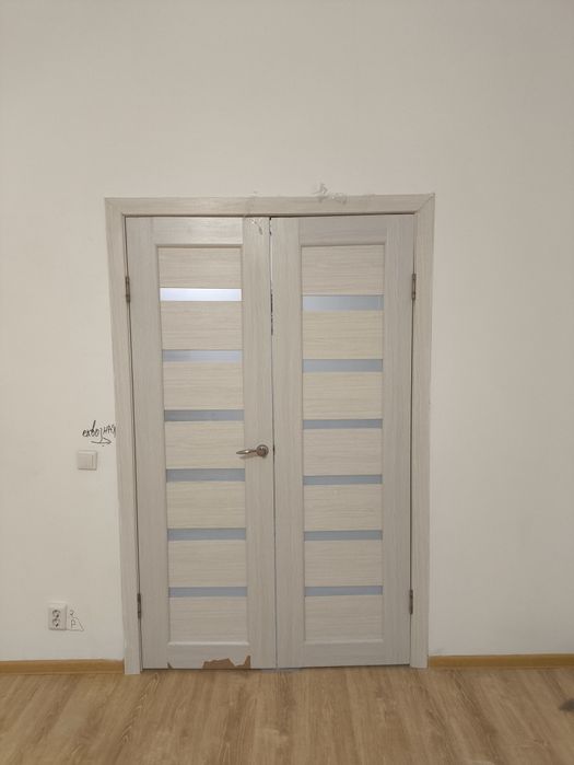 Отдам даром дверь