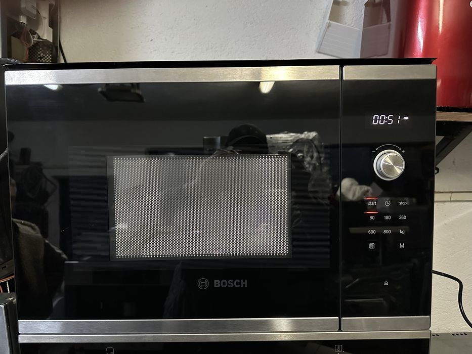 Микровълнова фурна за вграждане Бош/Bosch