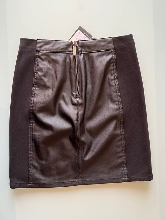 Armani Exchange XS Пола