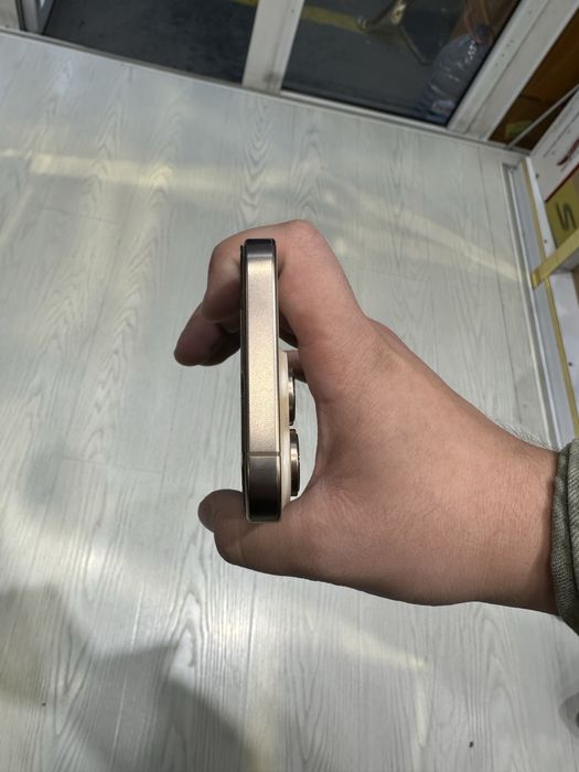 iphone 16 pro 128 gb Srochno!