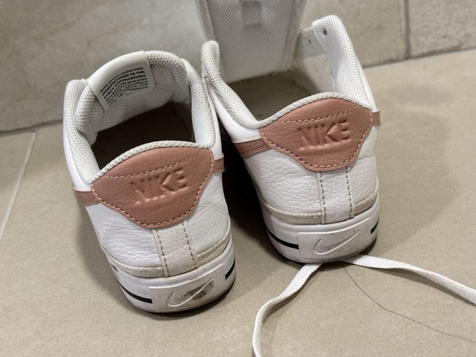 Adidasi nike 38 femei