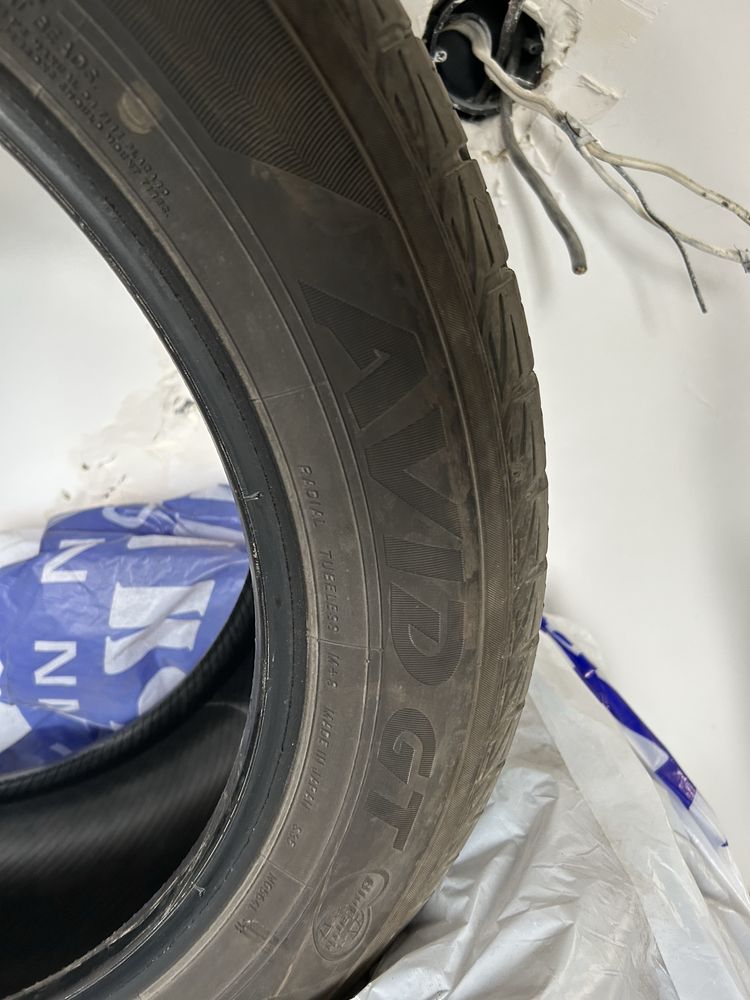 Летни гуми Yokohama Avid GT 235/55 R19