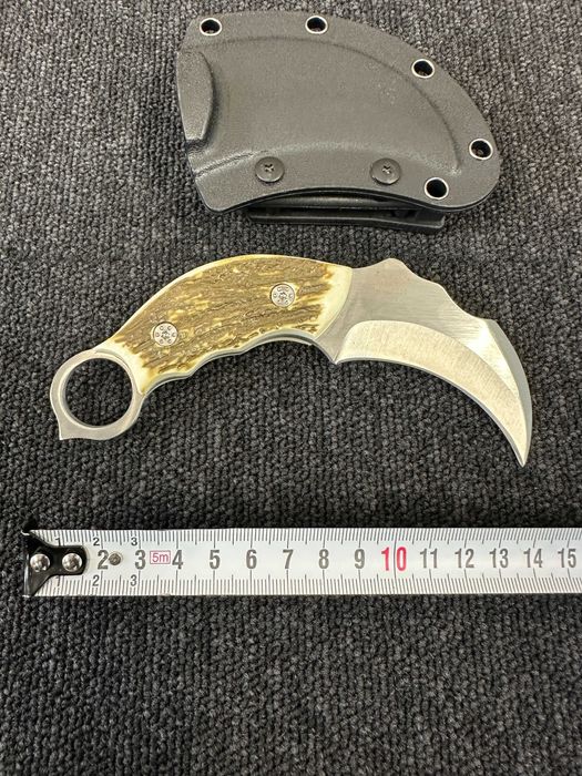 Продавам ножове: Gerber Assassin's Creed; Scorpion Claw; джобен нож