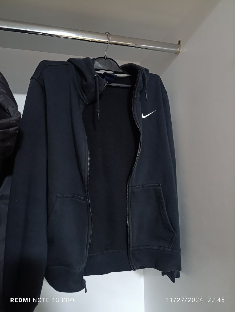Hanorac  Nike cu fermoar