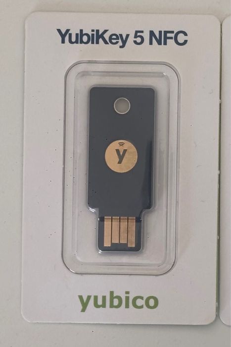 YubiKey 5 - ключ за сигурност