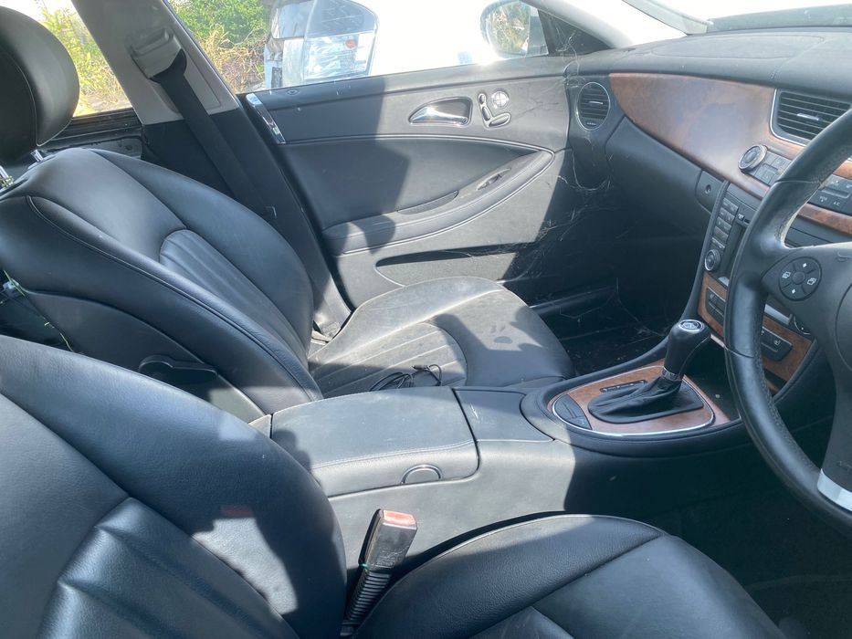 Продавам Mercedes CLS на части