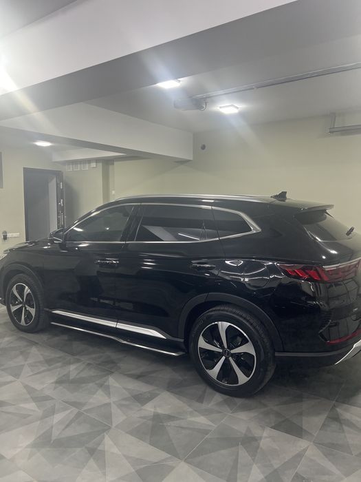 BYD GIBRID  Qora toza idial